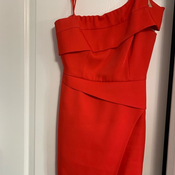 BCBG Max Azria beautiful red cocktail one shoulder dress, size US 10. - Picture 2 of 8